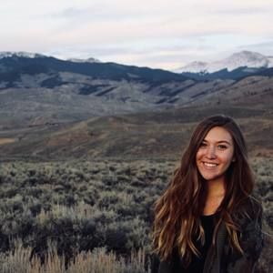 Meet your Posher, Emily